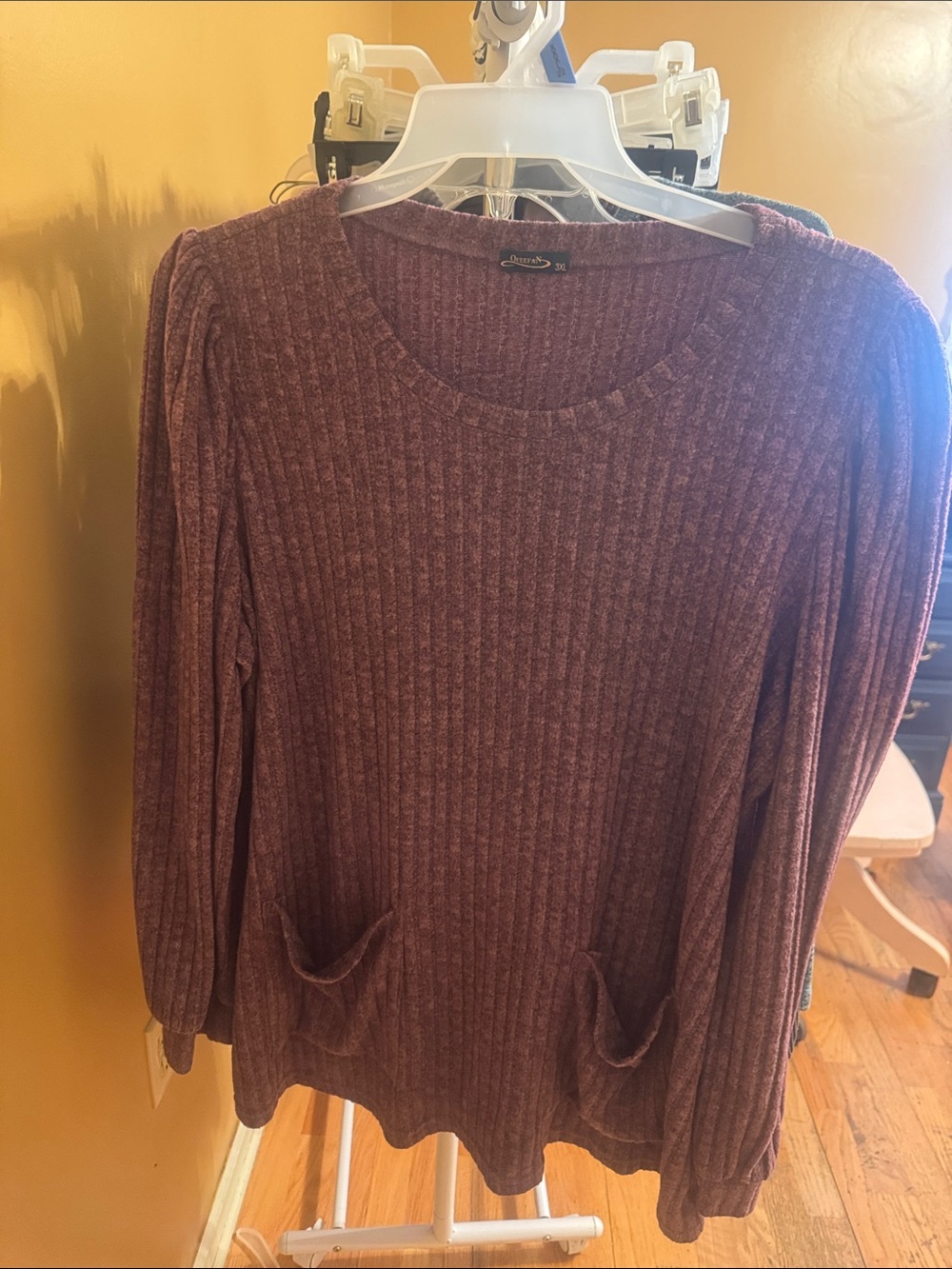 Ribbed Long-Sleeve Pocket Sweater - Plum